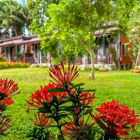 Villa Pinnawala Exterior foto