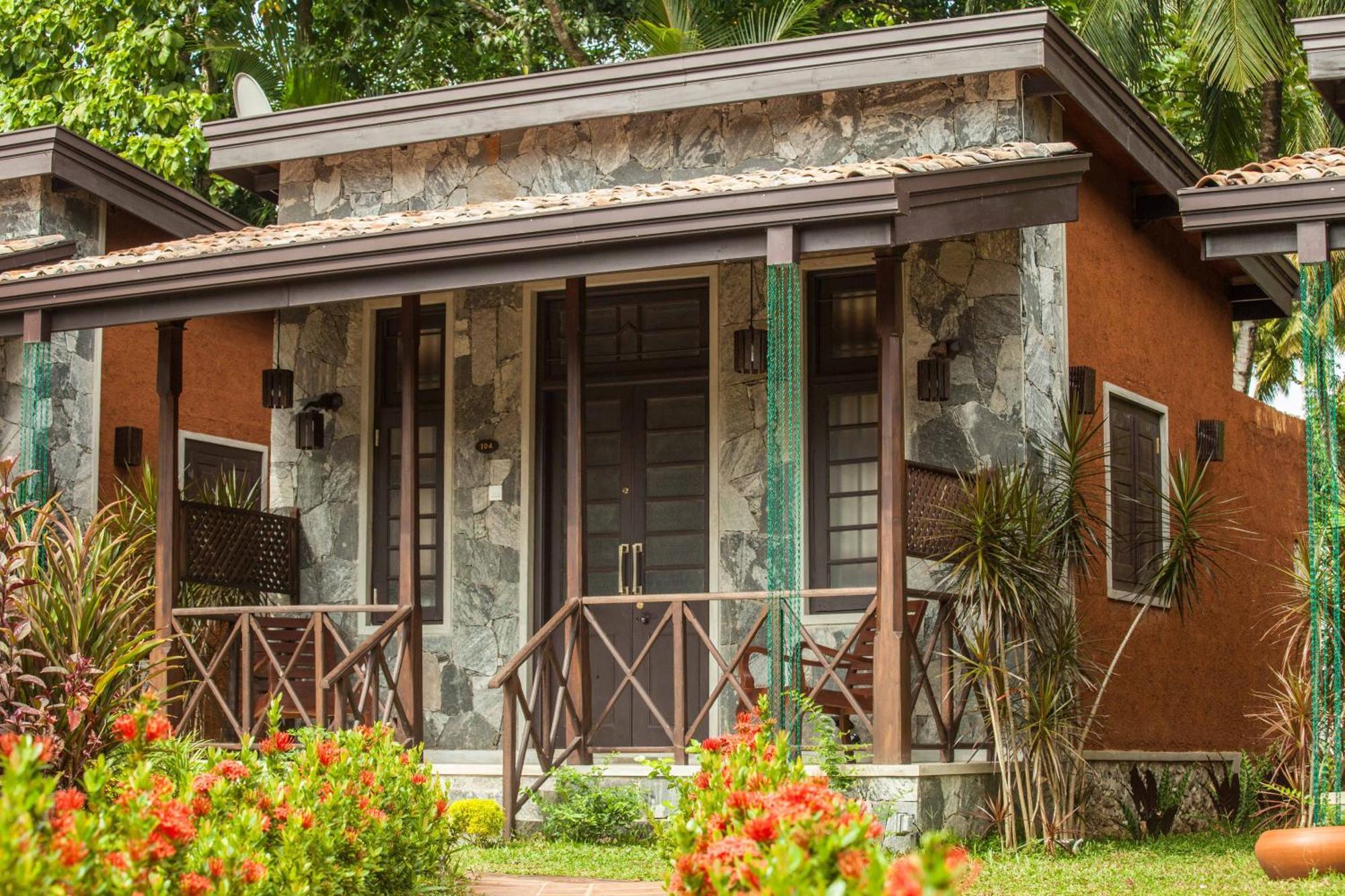 Villa Pinnawala Exterior foto