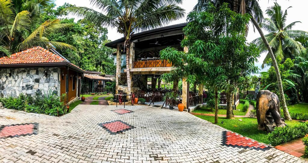 Villa Pinnawala Exterior foto